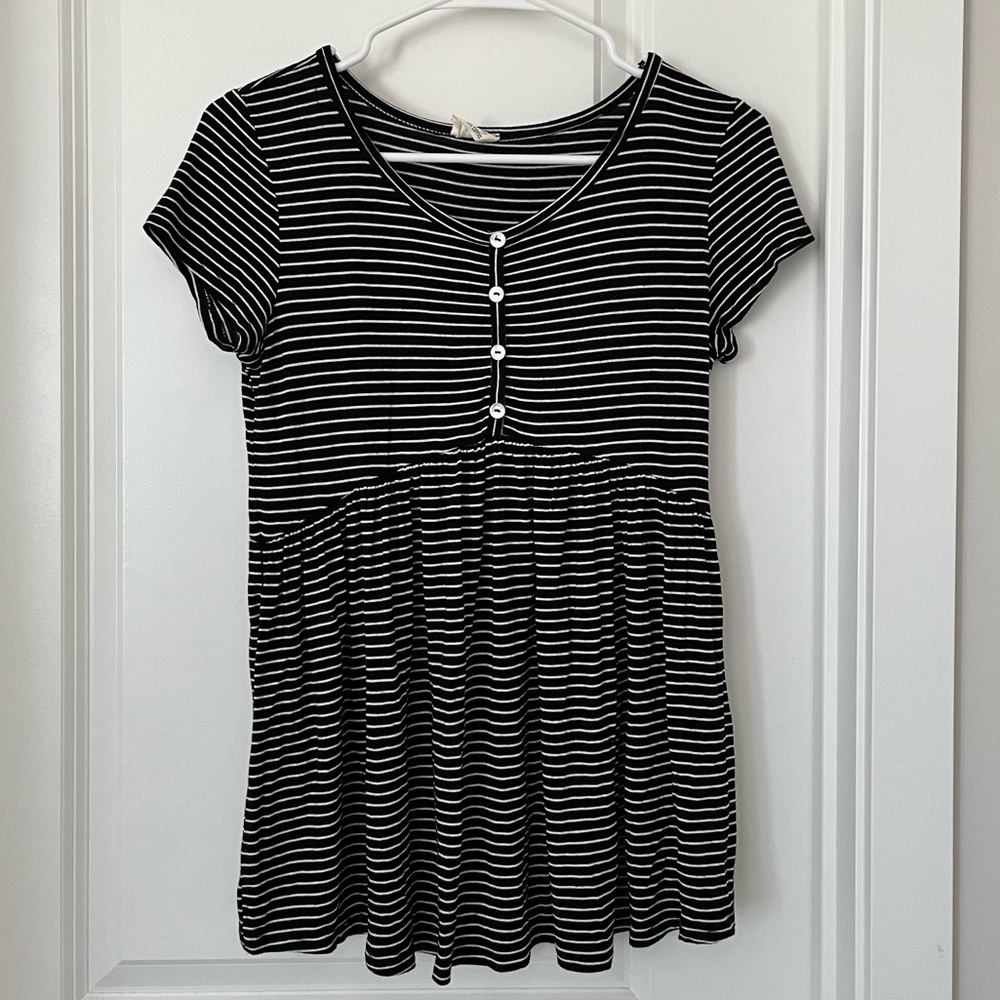 Cute black and white peplum top